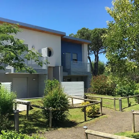 Neat And Quiet Ground-floor Flat Near The Sea
