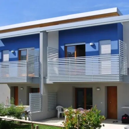 Apartment Neat And Quiet Ground-floor Flat Near The Sea *